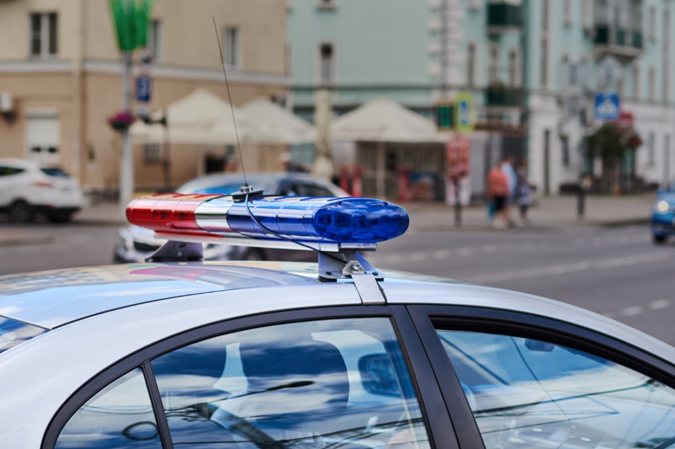 Podlaska policja i Prokuratura Krajowa oskarżają dwie osoby o nielegalne użycie sygnału radio-stop